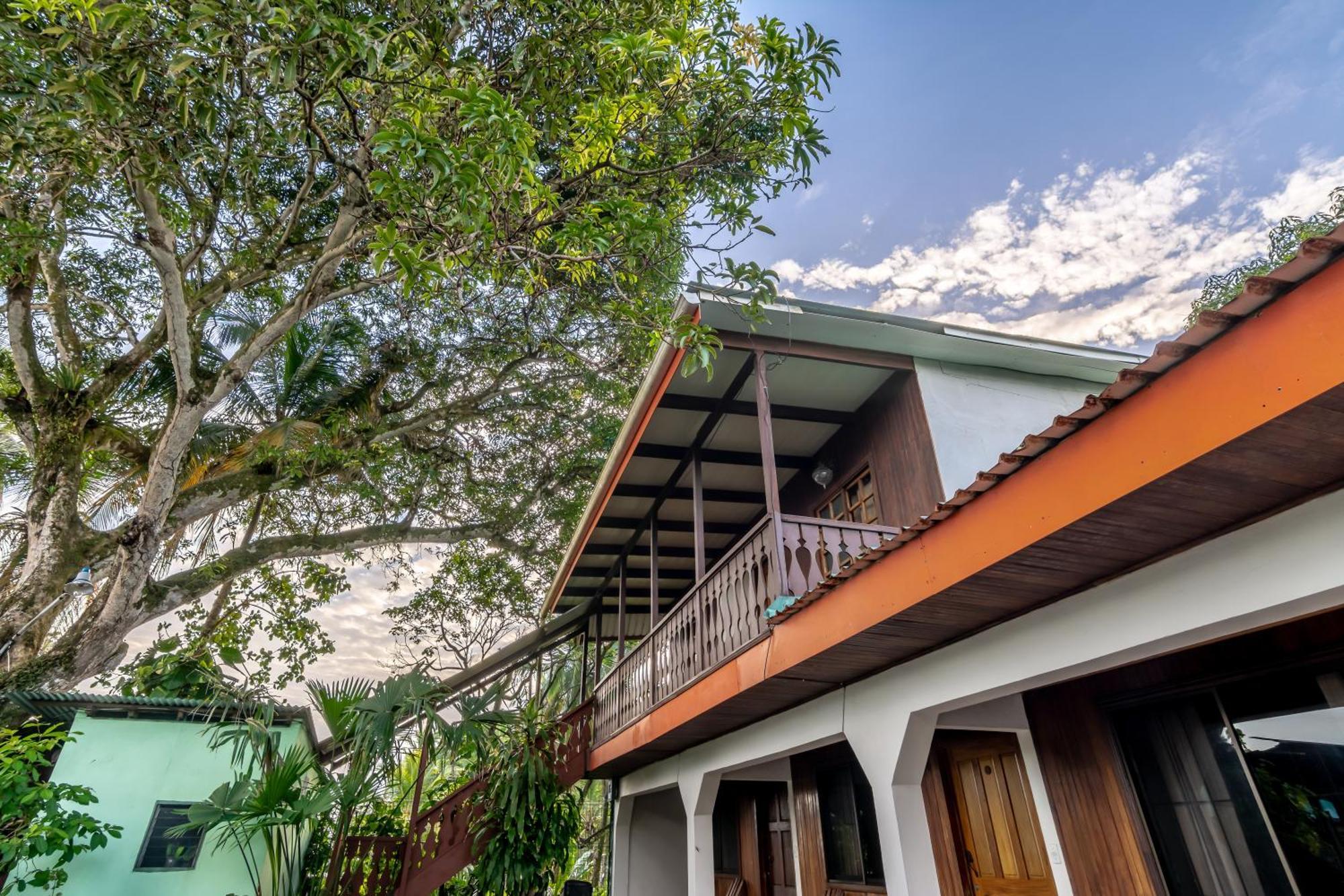 Cabinas Arrecife Cahuita Dış mekan fotoğraf