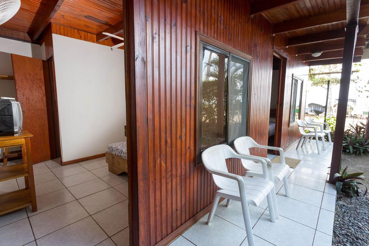 Cabinas Arrecife Cahuita Dış mekan fotoğraf