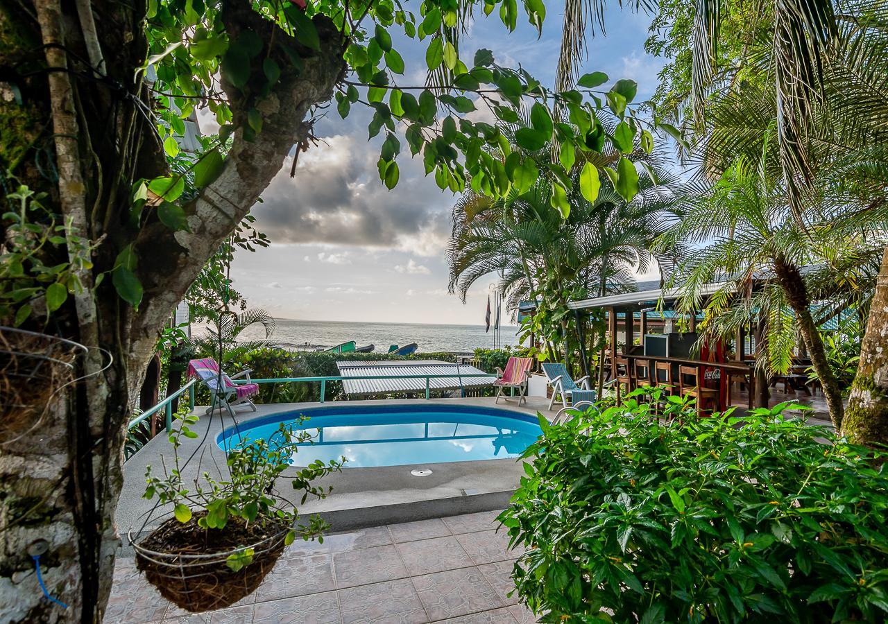 Cabinas Arrecife Cahuita Dış mekan fotoğraf